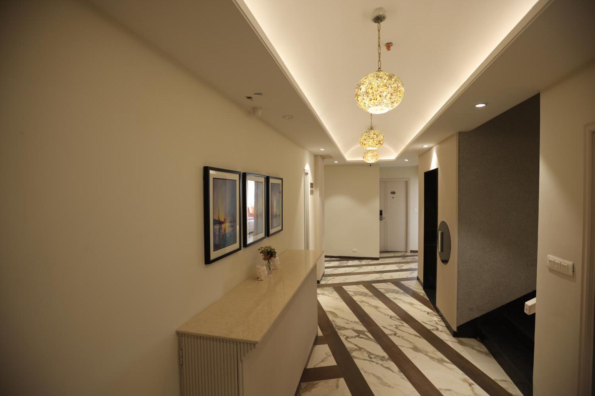 Hiraya Hotels Mohali Exterior foto